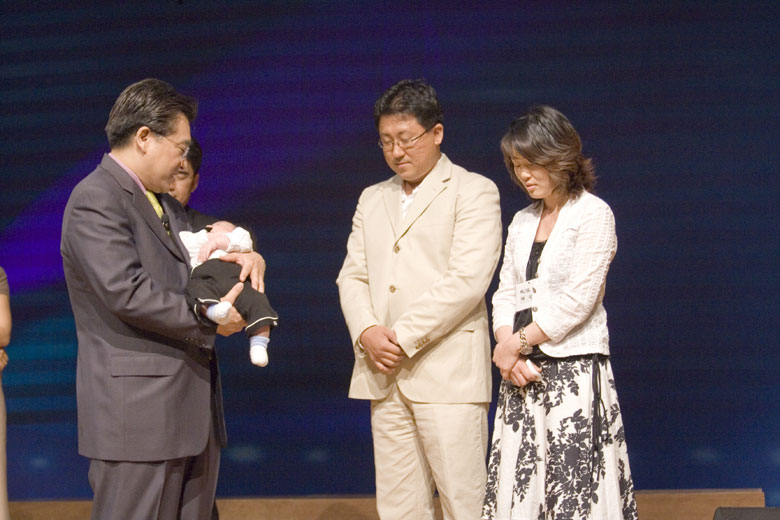 052508-oikos (10).jpg